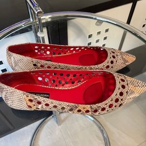 Charles Jourdan flat shoes 8.5